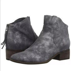 Lucky Brand Lahela Charcoal Grey Genuine suede leather ankle boots zip Sz 9.5